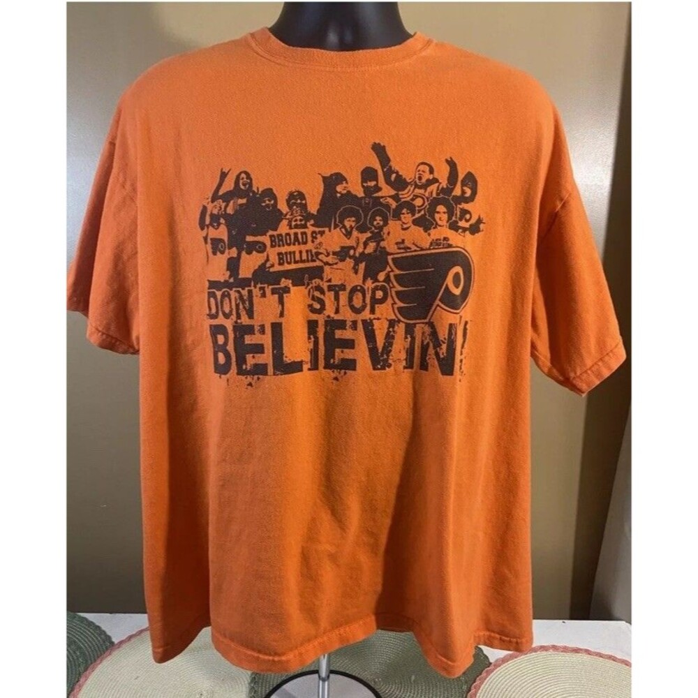Philadelphia Flyers Broad St Bullies Graphic Orange 2 Sided T Shirt Men’s Sz XL